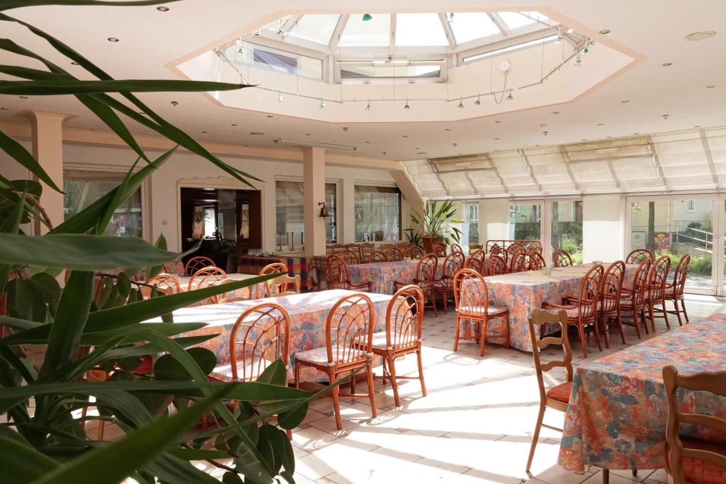 Hotel-Restaurant Zum Kirschbaum Rottendorf Экстерьер фото