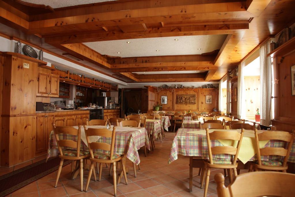 Hotel-Restaurant Zum Kirschbaum Rottendorf Экстерьер фото
