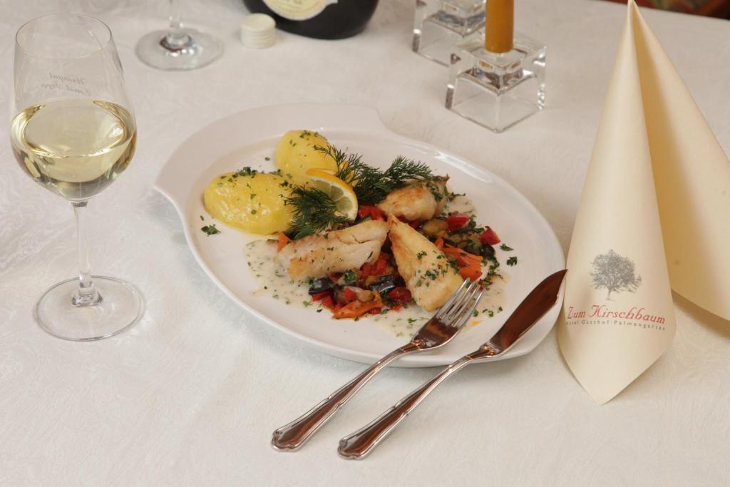 Hotel-Restaurant Zum Kirschbaum Rottendorf Экстерьер фото